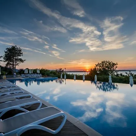 Apartment Blue Magic Sozopol
