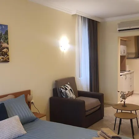 Blue Magic Apartment *
